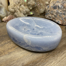 Load image into Gallery viewer, Blue Calcite Oval Bowl #02