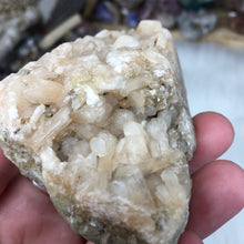 Chargez l'image dans la visionneuse de la galerie, Stilbite Cluster #1