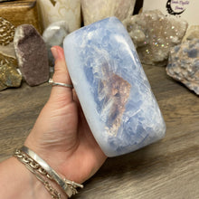 Load image into Gallery viewer, Blue Calcite Trapezoid Bowl #02