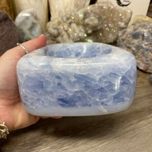 Load image into Gallery viewer, Blue Calcite Trapezoid Bowl #02