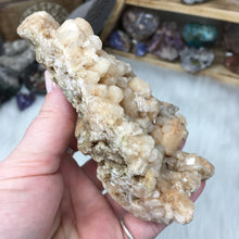 将图像加载到图库查看器中,Stilbite Cluster #2