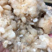 将图像加载到图库查看器中,Stilbite Cluster #2