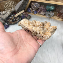 将图像加载到图库查看器中,Stilbite Cluster #2