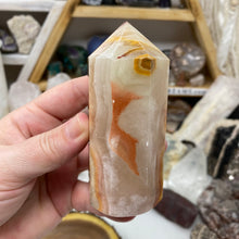 Bild in Galerie-Viewer laden, Green Onyx Extra Quality Octagonal Tower #01