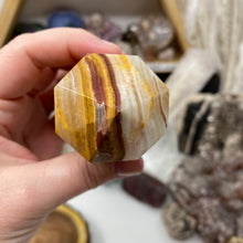 Bild in Galerie-Viewer laden, Green Onyx Extra Quality Octagonal Tower #01