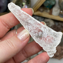Chargez l'image dans la visionneuse de la galerie, Selenite Rough Set #18
