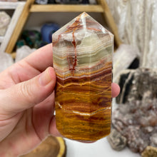 Bild in Galerie-Viewer laden, Green Onyx Extra Quality Octagonal Tower #02