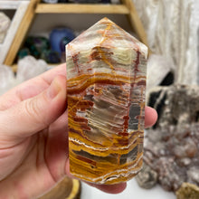 Bild in Galerie-Viewer laden, Green Onyx Extra Quality Octagonal Tower #02