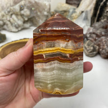 Bild in Galerie-Viewer laden, Green Onyx Extra Quality Octagonal Tower #03