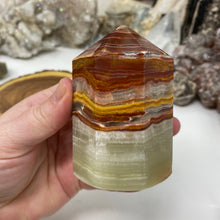 Bild in Galerie-Viewer laden, Green Onyx Extra Quality Octagonal Tower #03