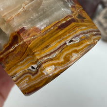 Bild in Galerie-Viewer laden, Green Onyx Extra Quality Octagonal Tower #05