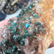 将图像加载到图库查看器中,Rosasite Cluster #7