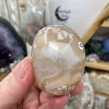将图像加载到图库查看器中,Flower Agate Palm Stone #27