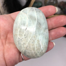 将图像加载到图库查看器中,Garnierite Palm Stone #12