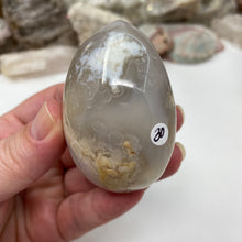 将图像加载到图库查看器中,Flower Agate Palm Stone #30
