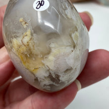 将图像加载到图库查看器中,Flower Agate Palm Stone #30