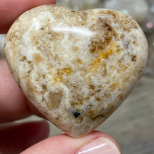 Bild in Galerie-Viewer laden, Brown Opal Heart #03