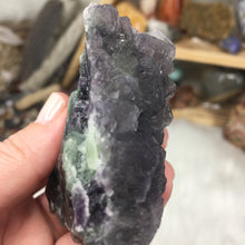 Chargez l'image dans la visionneuse de la galerie, Fluorite Cube Specimen #2