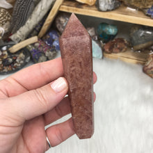 Bild in Galerie-Viewer laden, Strawberry Quartz Pipe