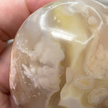 将图像加载到图库查看器中,Flower Agate Palm Stone #36