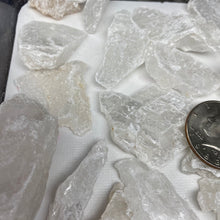 Chargez l'image dans la visionneuse de la galerie, Selenite Rough Set #36