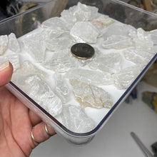 Chargez l'image dans la visionneuse de la galerie, Selenite Rough Set #36