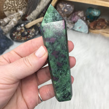 Bild in Galerie-Viewer laden, Zoisite Pipe