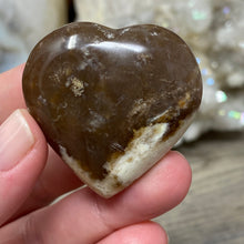 Bild in Galerie-Viewer laden, Brown Opal Heart #11