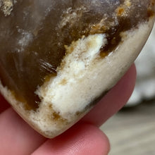 Bild in Galerie-Viewer laden, Brown Opal Heart #11