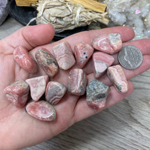 将图像加载到图库查看器中,Rhodochrosite Small Tumbles
