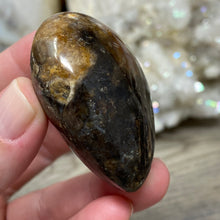 Bild in Galerie-Viewer laden, Brown Opal Heart #17