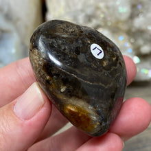 Bild in Galerie-Viewer laden, Brown Opal Heart #17