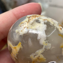 将图像加载到图库查看器中,Flower Agate Palm Stone #47