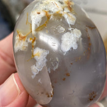 将图像加载到图库查看器中,Flower Agate Palm Stone #47
