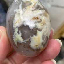 将图像加载到图库查看器中,Flower Agate Palm Stone #47