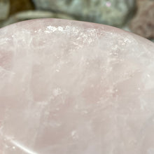 Bild in Galerie-Viewer laden, Rose Quartz Freeform
