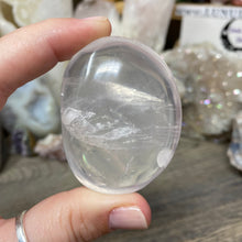 Load image into Gallery viewer, Girasol Quartz Palm Stone #06