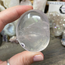 Load image into Gallery viewer, Girasol Quartz Palm Stone #06