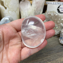 Load image into Gallery viewer, Girasol Quartz Palm Stone #06