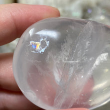 Load image into Gallery viewer, Girasol Quartz Palm Stone #06