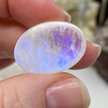 Load image into Gallery viewer, Rainbow Moonstone Cabochon #09 AAA Grade