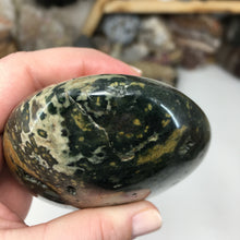 Bild in Galerie-Viewer laden, Ocean Jasper Freeform