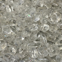 Bild in Galerie-Viewer laden, Clear Quartz Medium Tumbles