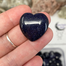 Bild in Galerie-Viewer laden, Blue Goldstone 1" Hearts
