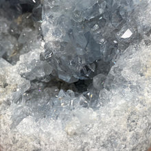 Bild in Galerie-Viewer laden, Celestite Rough Cluster #80
