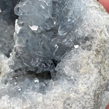 Bild in Galerie-Viewer laden, Celestite Rough Cluster #80