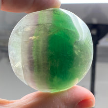 将图像加载到图库查看器中,Fluorite Mushroom #25