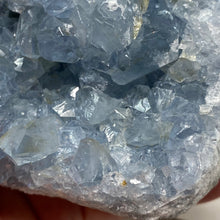 Bild in Galerie-Viewer laden, Celestite Rough Cluster #84