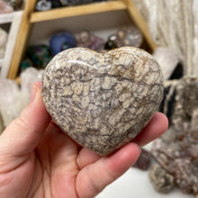 Chargez l'image dans la visionneuse de la galerie, Plume Agate Heart #01