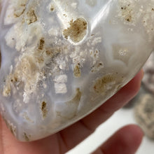 Chargez l'image dans la visionneuse de la galerie, Plume Agate Heart #02